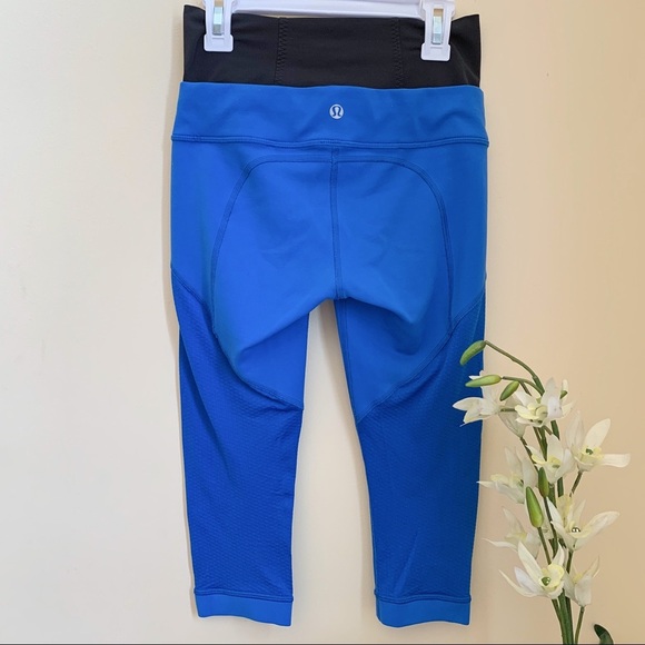 Lululemon Bhakti Yoga Crop 19” - Picture 7 of 10